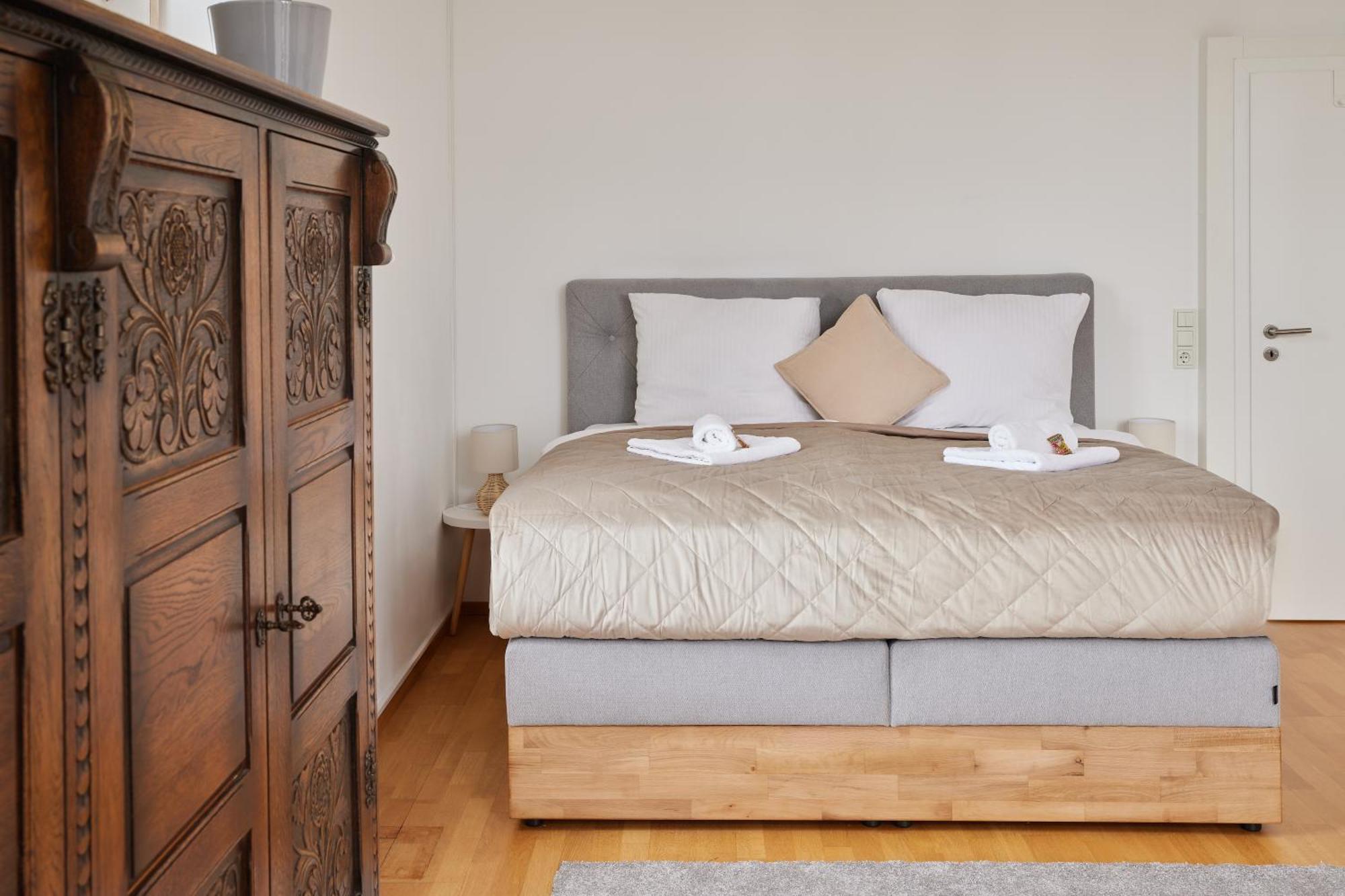 Idee Living: Design-Apartment- Netflix - 6 Pers MHG Esterno foto